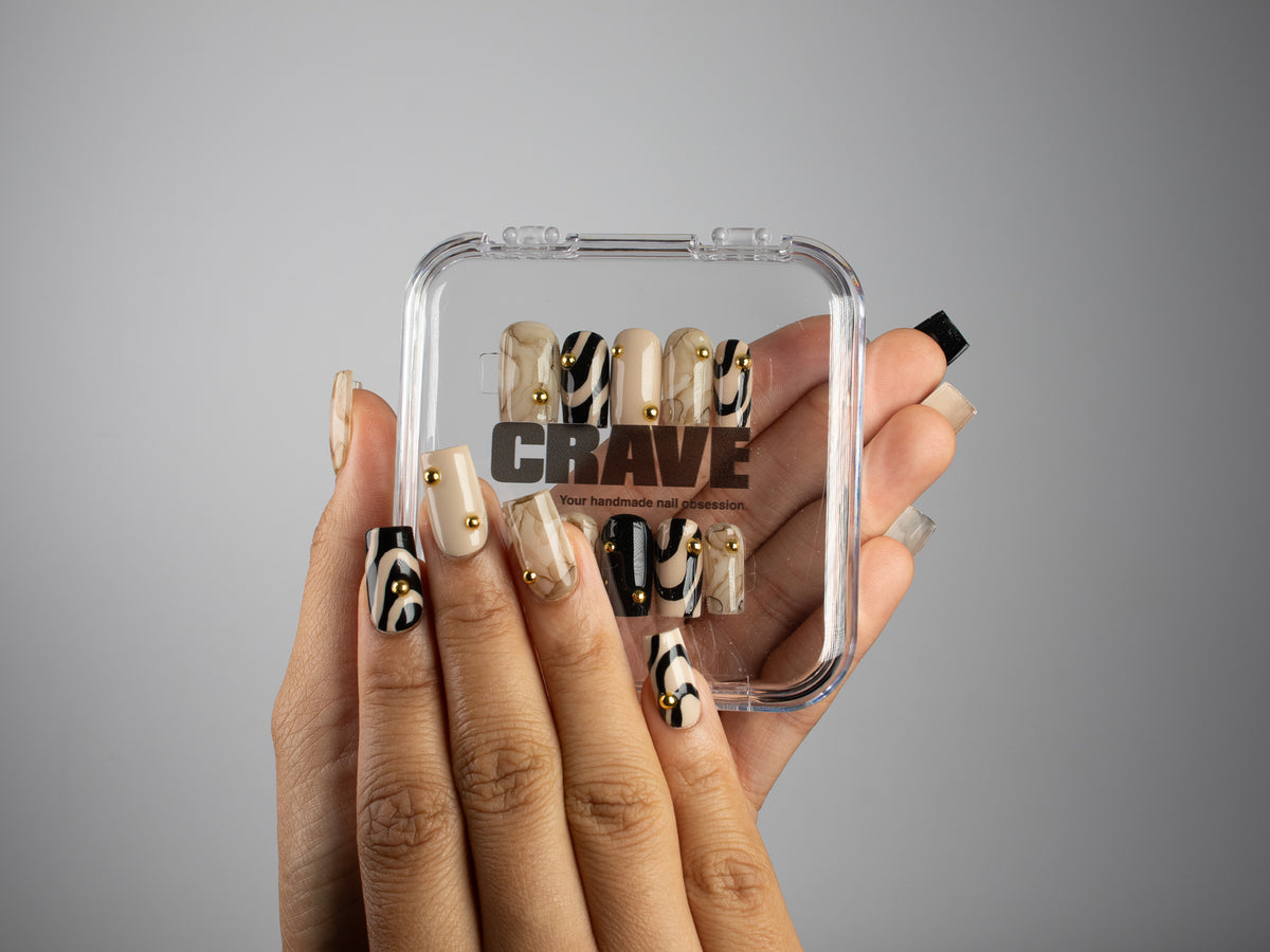 MARBLE ARCH, square press-on nails, medium length, 3D, view 5