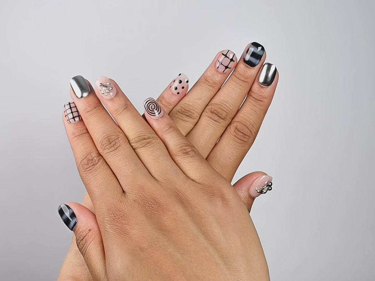 SOFT STATIC, square press-on nails, short length, 3D, chrome, polka dots, video