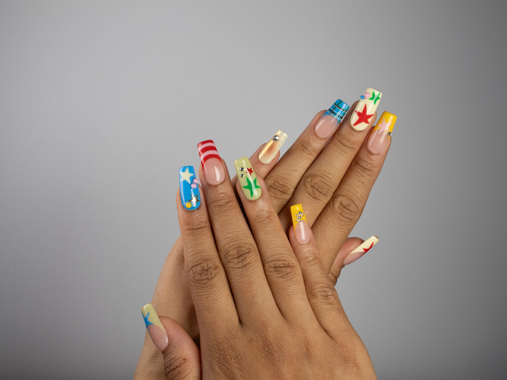 SHOW AND TELL, square press-on nails, medium length, 3D, French tip, view 6