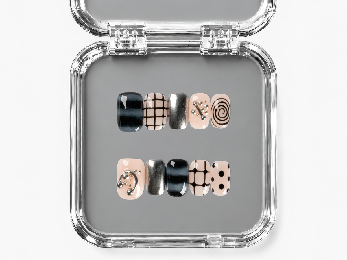 SOFT STATIC, square press-on nails, short length, 3D, chrome, polka dots, view 4