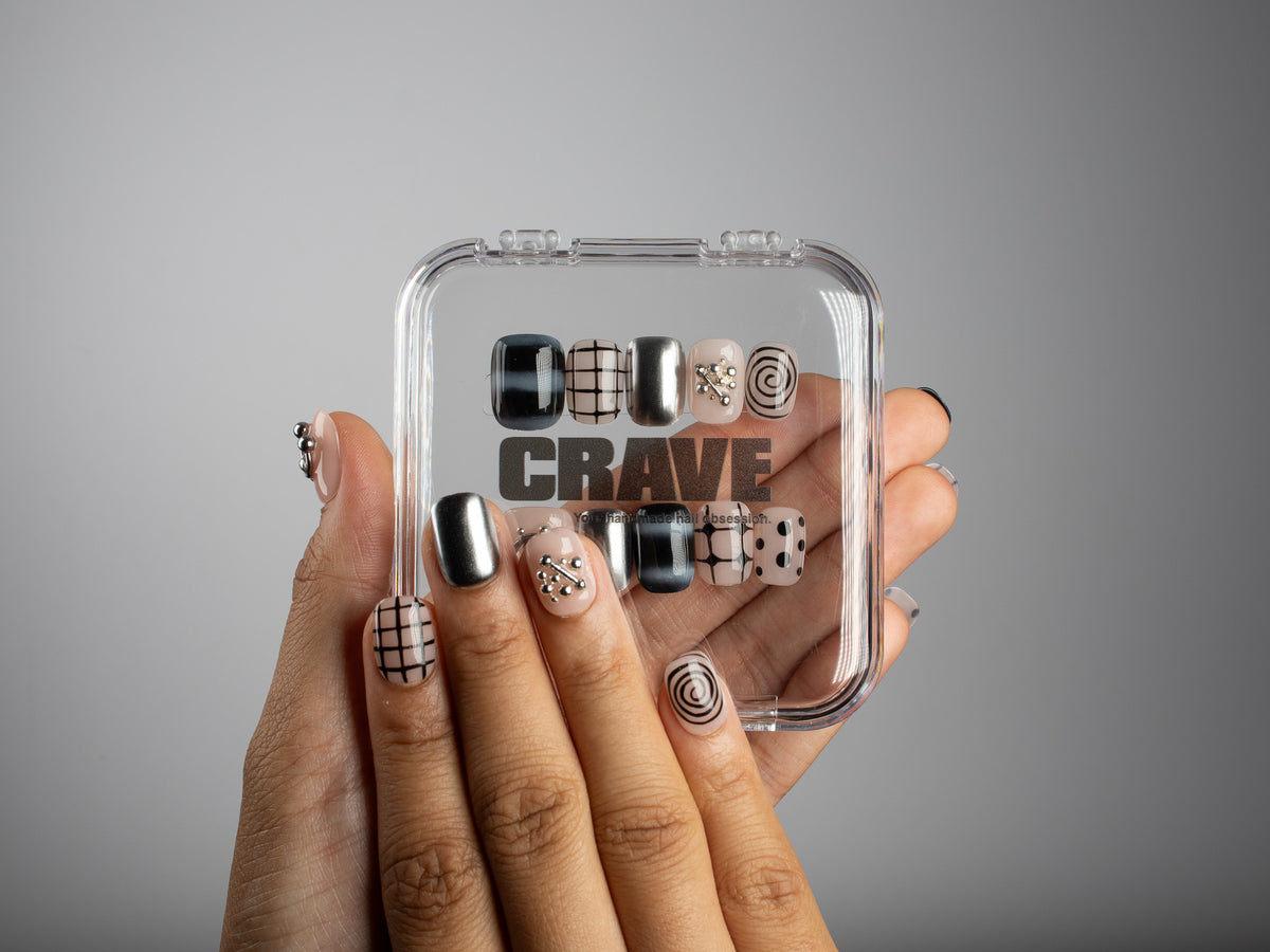 SOFT STATIC, square press-on nails, short length, 3D, chrome, polka dots, view 5