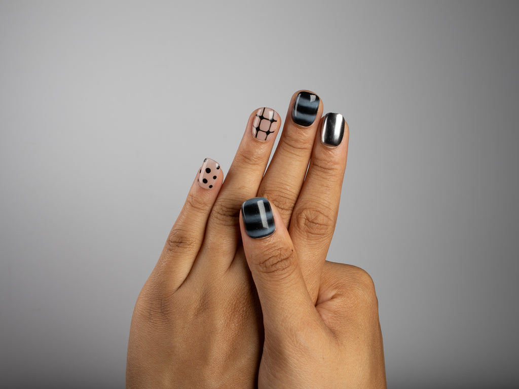 SOFT STATIC, square press-on nails, short length, 3D, chrome, polka dots, view 7