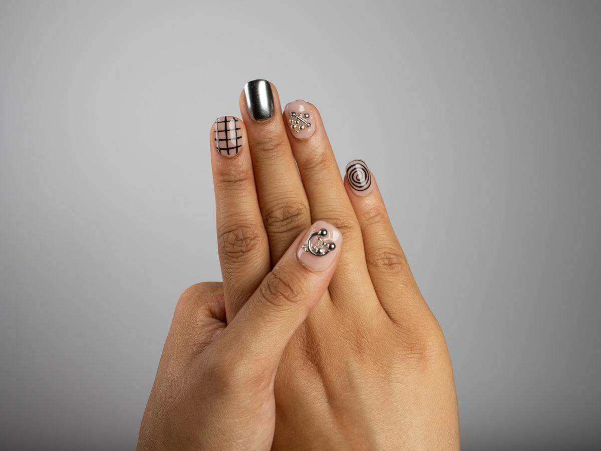 SOFT STATIC, square press-on nails, short length, 3D, chrome, polka dots, view 8