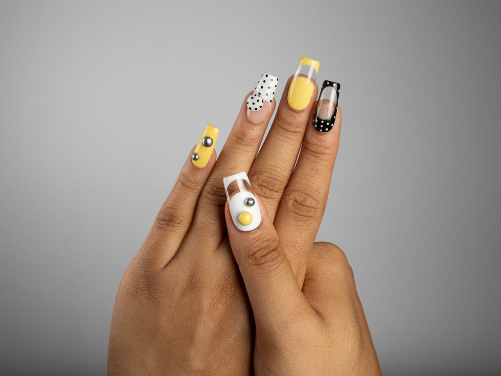 TAXI CAB, square press-on nails, medium length, 3D, French tip, polka dots, view 7