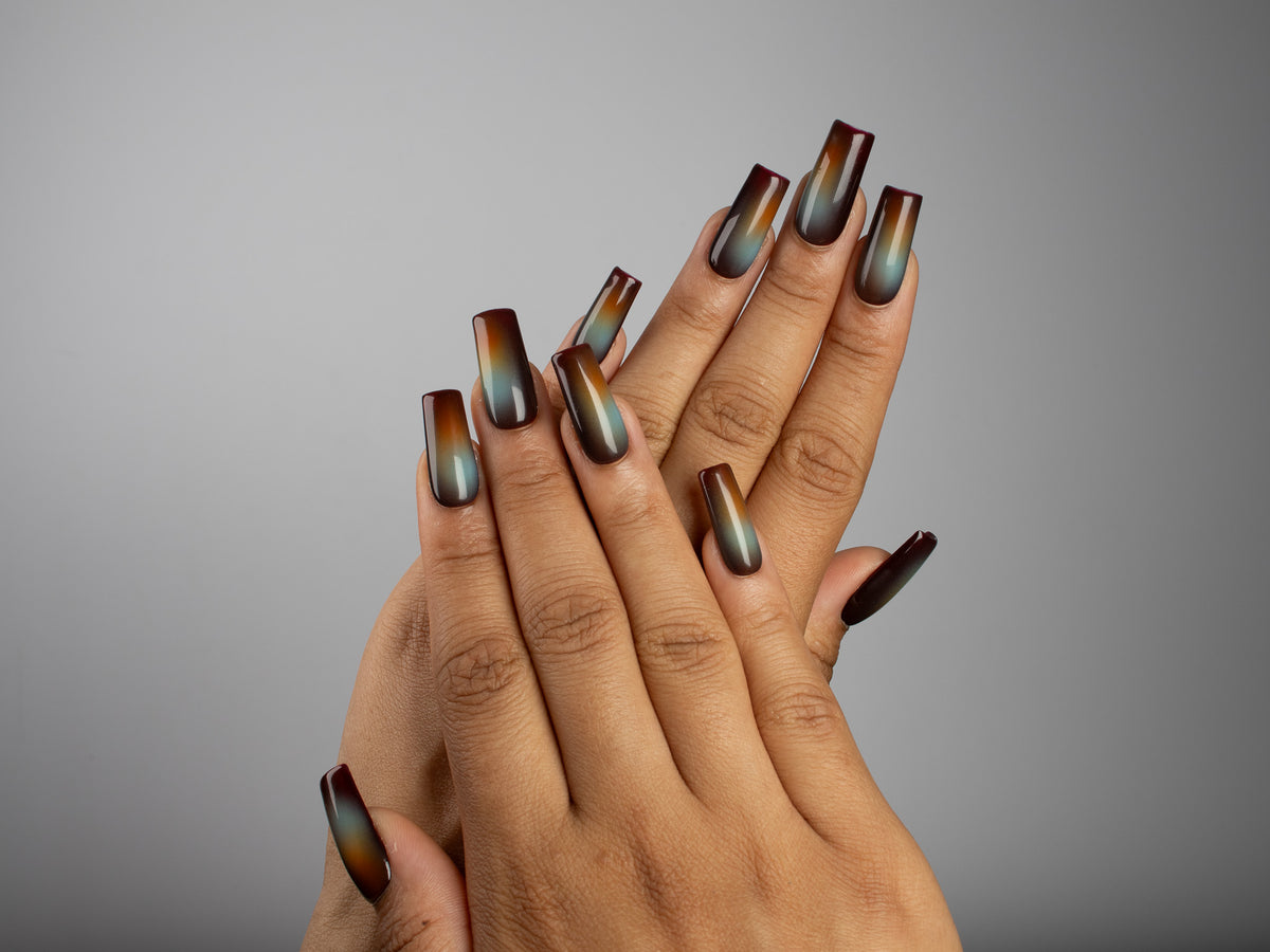 VELVET MIRAGE, square press-on nails, medium length, fade, view 6